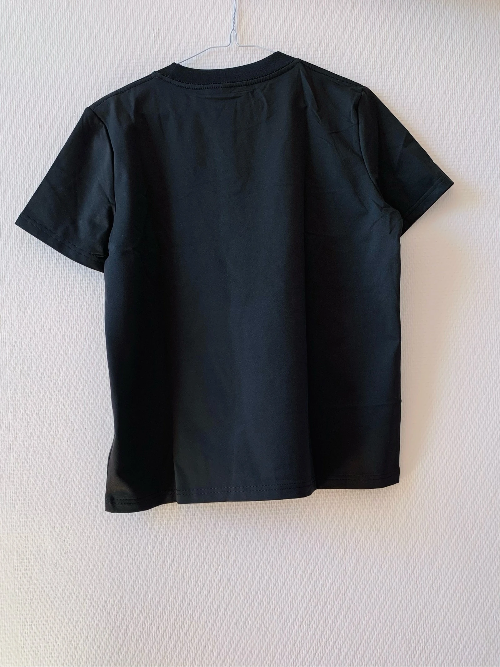 Camiseta elegante y cómoda – photo 2
